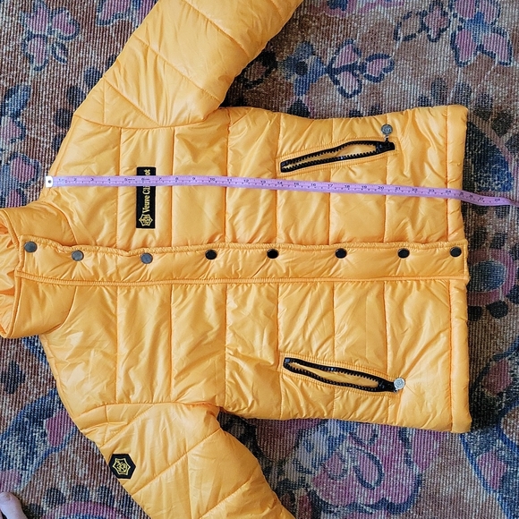 Veuve Clicquot Women's Yellow Puffer Jacket - Picture 8 of 8